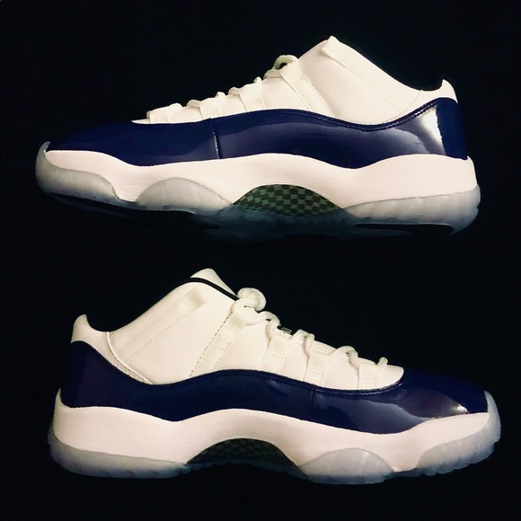 Air Jordan 11 Retro Low - Picture 3 of 6